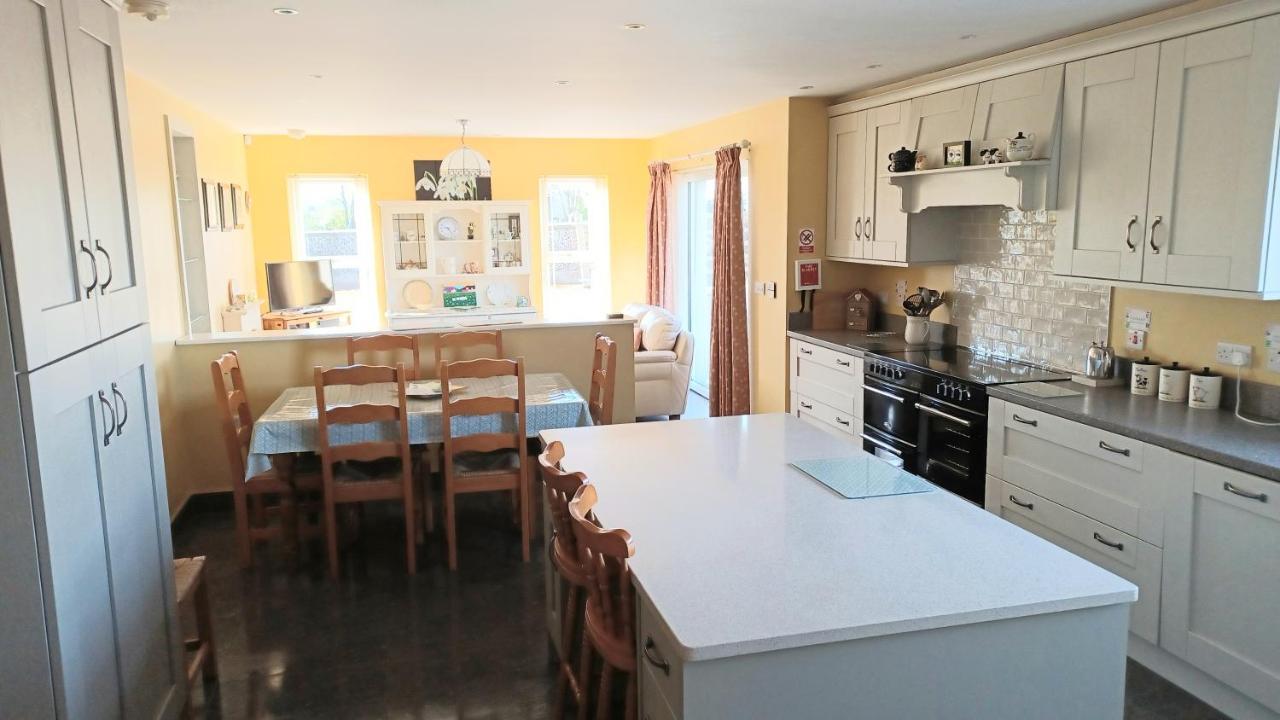 شقة Dark Hedges Causeway Retreat Armoy المظهر الخارجي الصورة